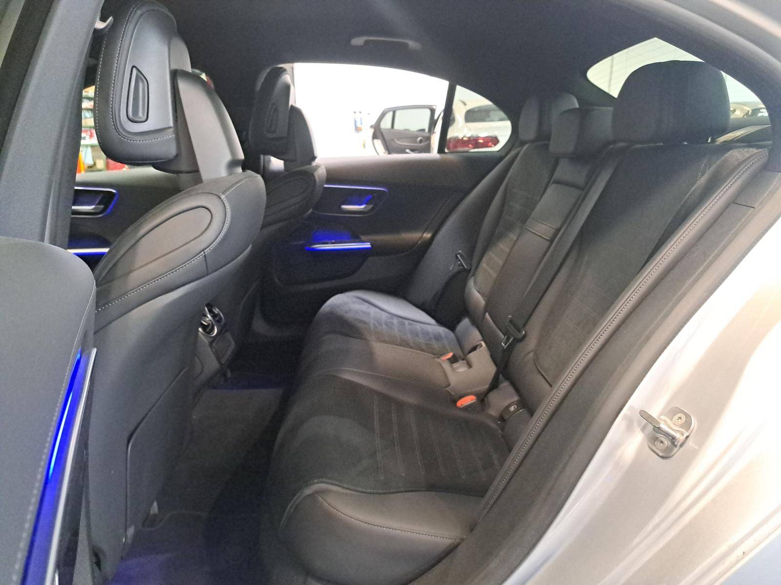 Image Mercedes-Benz CLASSE C BERLINE Classe C 300 e Hybrid EQ Berline AMG Line  Classe C 300 d e Hybrid EQ Berline AMG Line Classe C 300 e Hybrid EQ Berline AMG Line