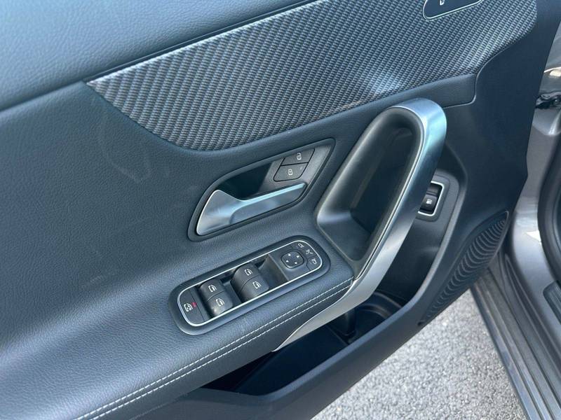 Image Mercedes-Benz CLASSE A 250 e Hybrid EQ Progressive Line  Classe A 250 e Hybrid EQ Progressive Line 250 e Hybrid EQ Progressive Line
