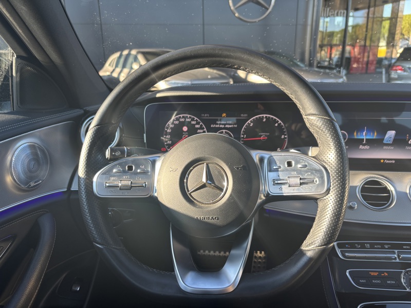 Image Mercedes-Benz CLASSE E BERLINE E 220 d Berline Sportline  Classe E 220 d 9G-Tronic Fascination E 220 d Berline Sportline