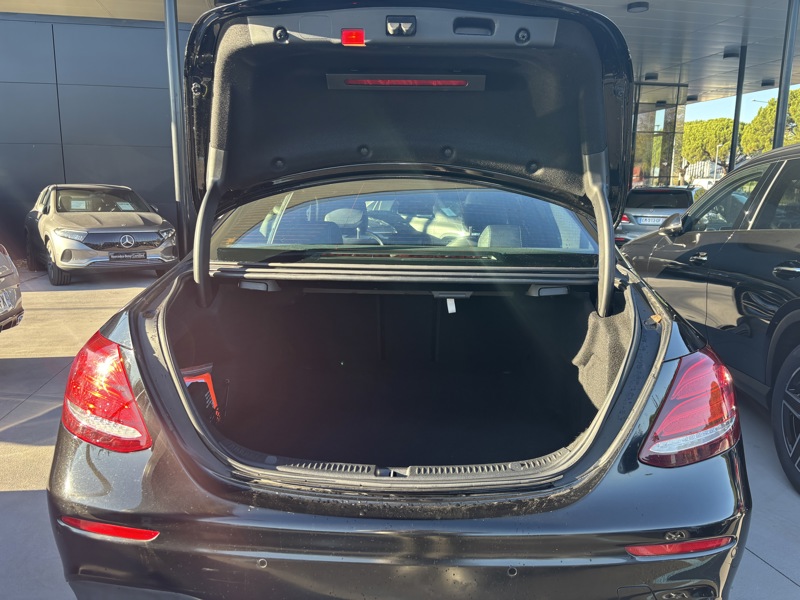 Image Mercedes-Benz CLASSE E BERLINE E 220 d Berline Sportline  Classe E 220 d 9G-Tronic Fascination E 220 d Berline Sportline