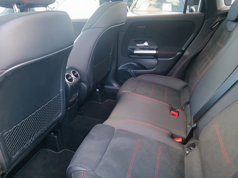 Image Mercedes-Benz GLA 200 d AMG Line   200 d AMG Line