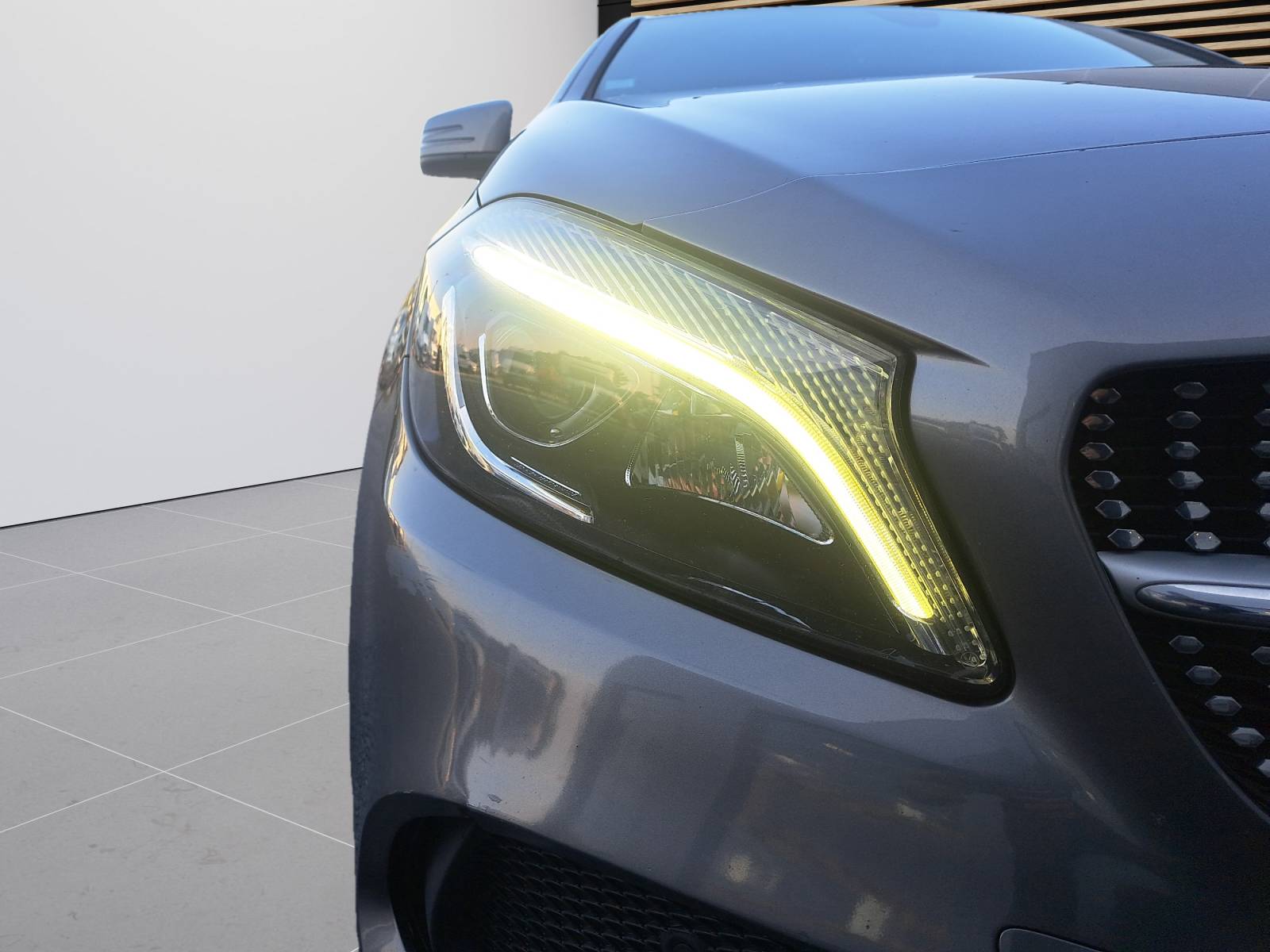 Image Mercedes-Benz CLASSE A A 200 d Intuition  Classe A 200 d 7G-DCT Fascination A 200 d Intuition