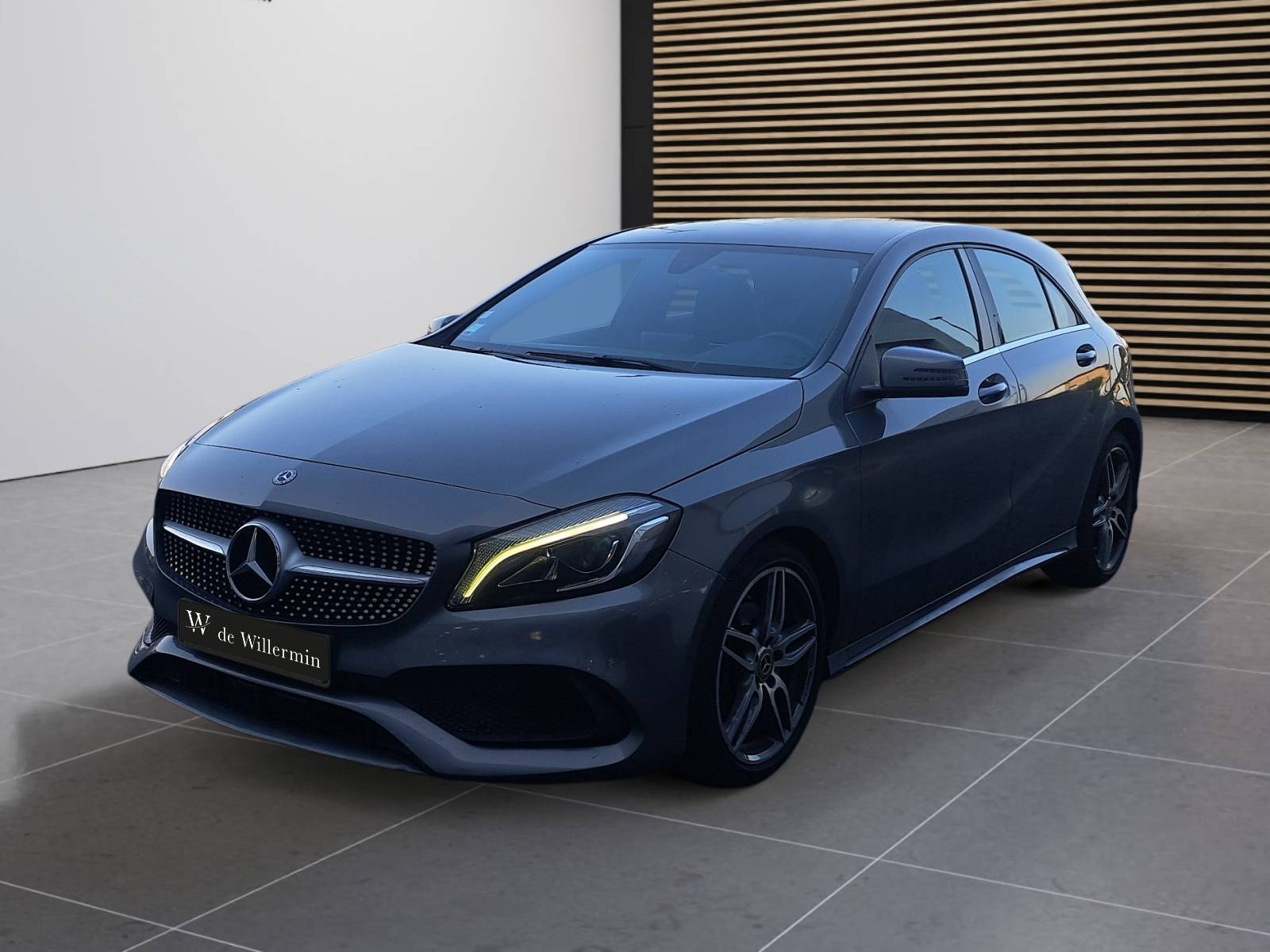 Image Mercedes-Benz CLASSE A A 200 d Intuition  Classe A 200 d 7G-DCT Fascination A 200 d Intuition