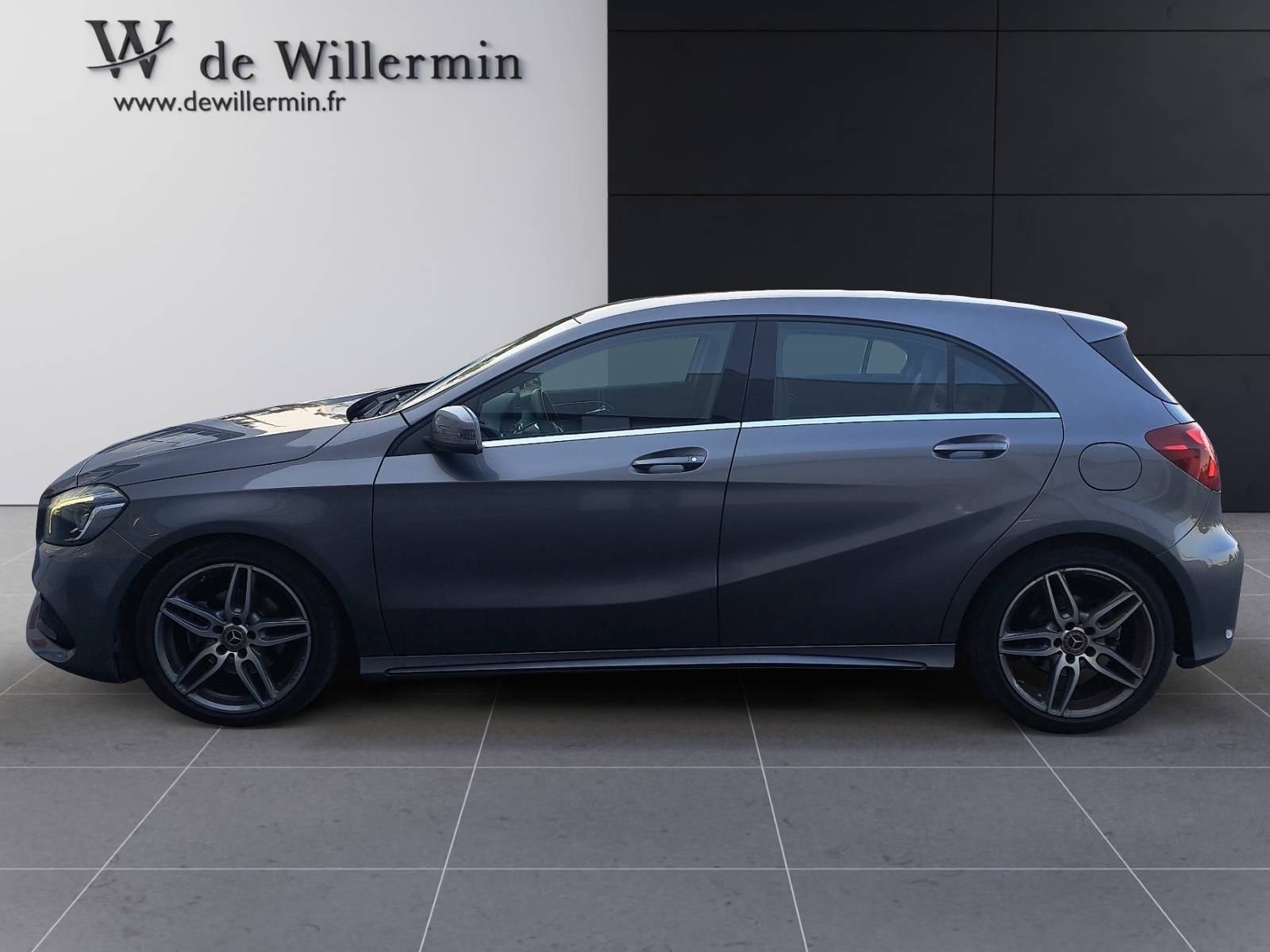 Image Mercedes-Benz CLASSE A A 200 d Intuition  Classe A 200 d 7G-DCT Fascination A 200 d Intuition