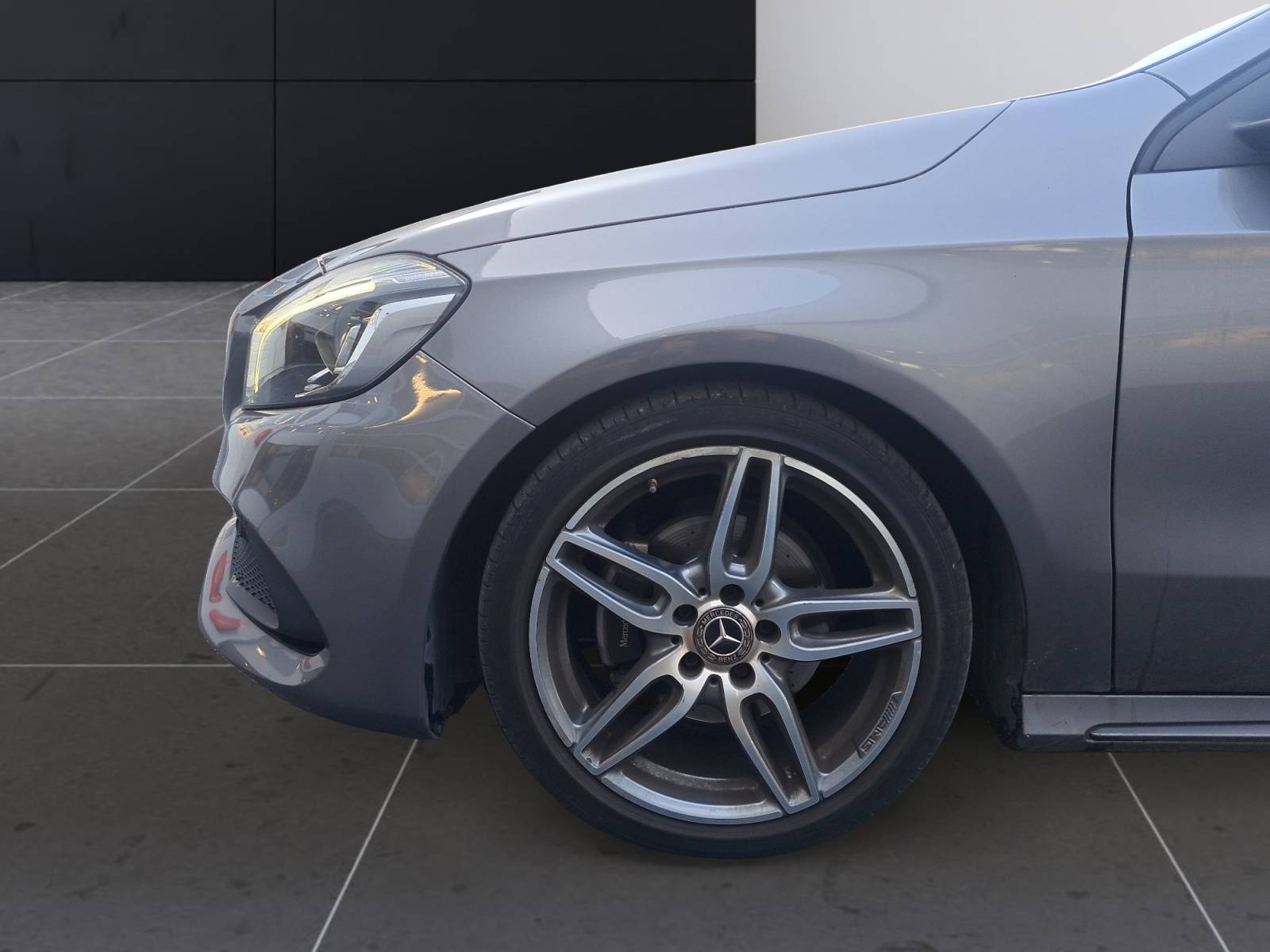 Image Mercedes-Benz CLASSE A A 200 d Intuition  Classe A 200 d 7G-DCT Fascination A 200 d Intuition