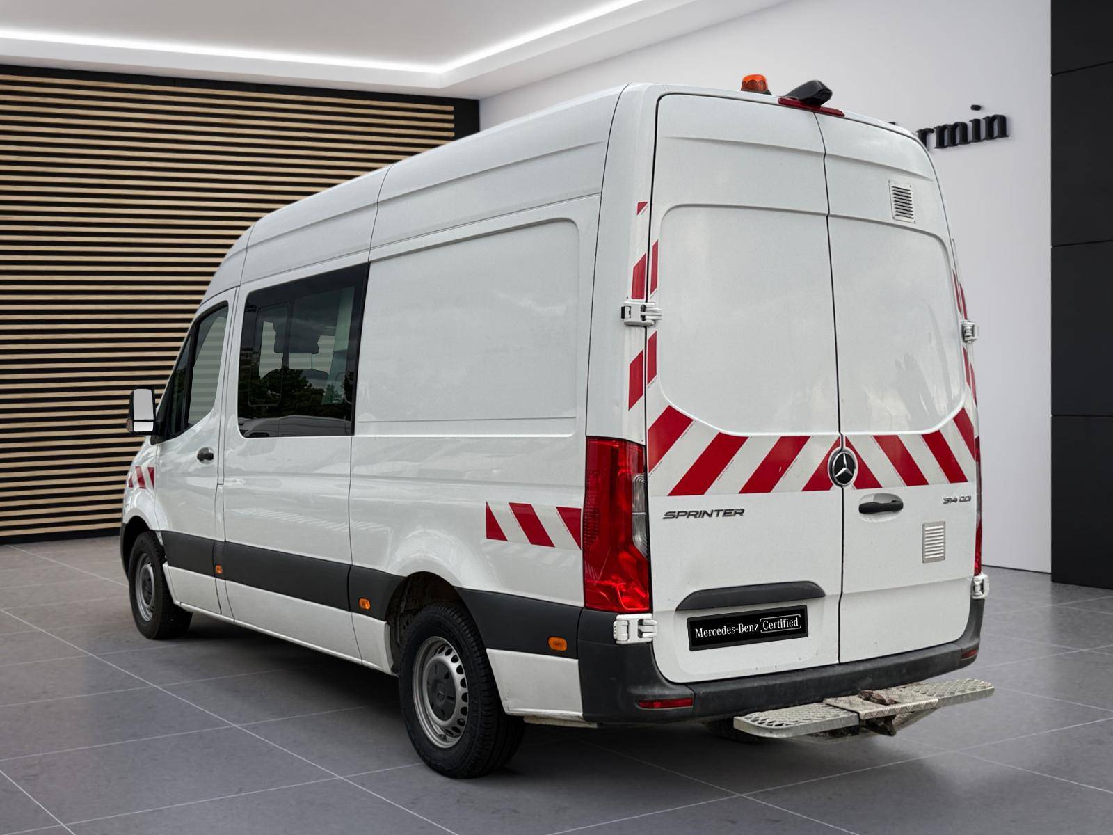 Image Mercedes-Benz SPRINTER 314 CDI Fourgon Toit sureleve Standard  SPRINTER FGN 314 CDI 37 3.5T PROPULSION 314 CDI Fourgon Toit sureleve Standard
