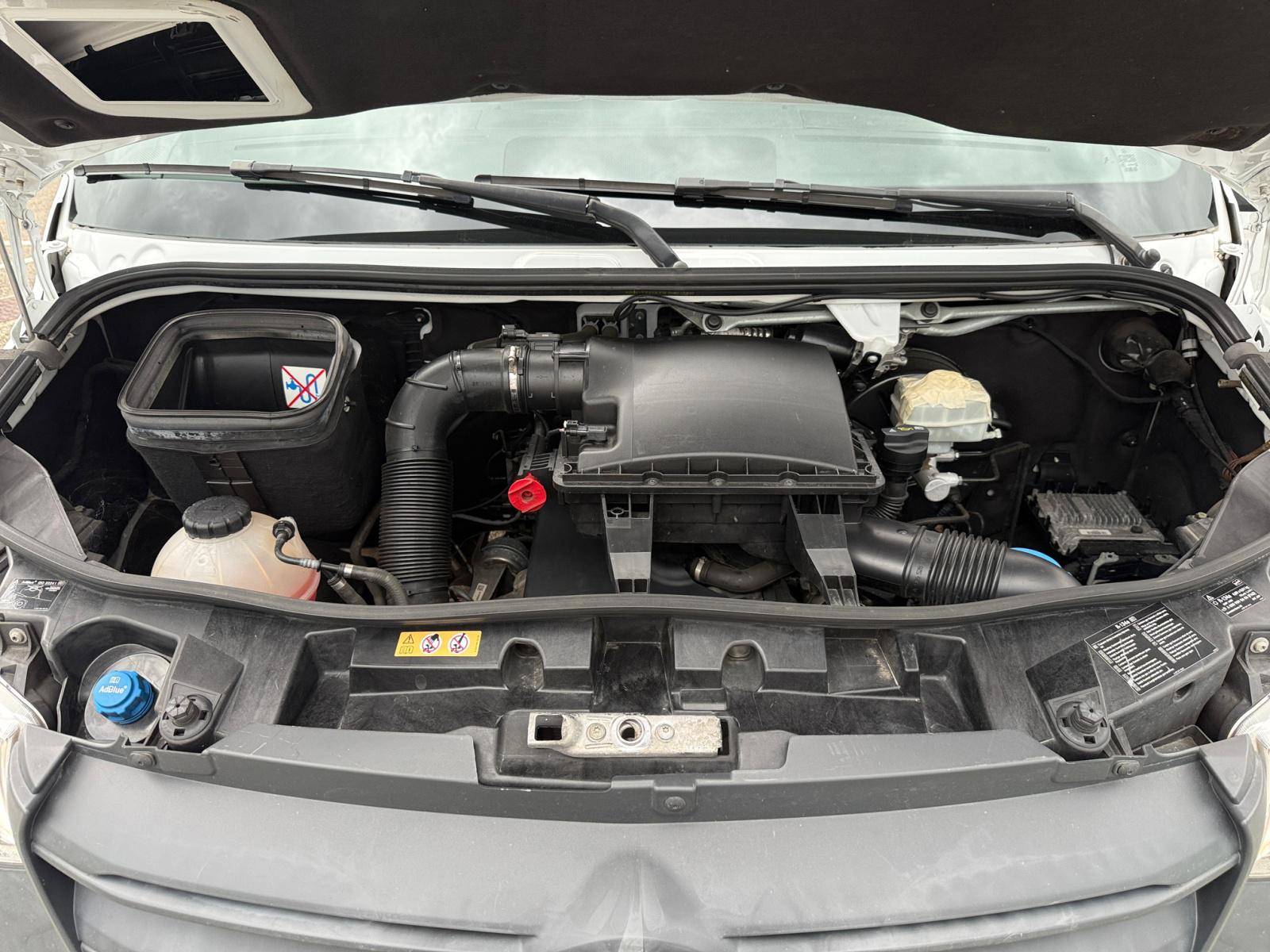 Image Mercedes-Benz SPRINTER 314 CDI Fourgon Toit sureleve Standard  SPRINTER FGN 314 CDI 37 3.5T PROPULSION 314 CDI Fourgon Toit sureleve Standard