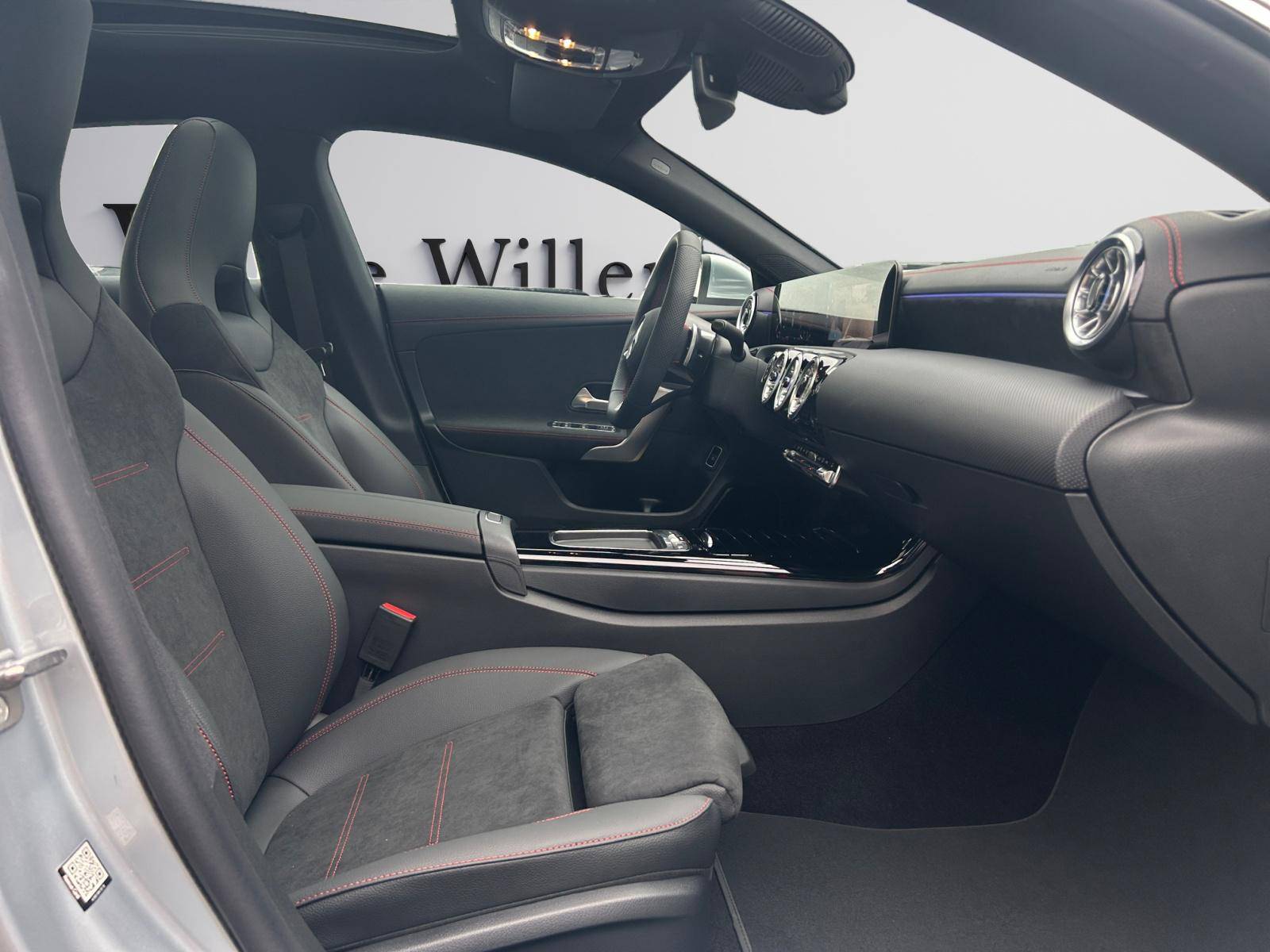 Image Mercedes-Benz CLA SHOOTING BRAKE CLA 200 d Shooting Brake AMG Line  CLA 200 d Shooting Brake AMG Line CLA 200 d Shooting Brake AMG Line