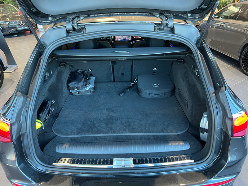 Image Mercedes-Benz CLASSE E BREAK Classe E 300 e Hybrid EQ AMG Line Break  Classe E 300 e Hybrid EQ AMG Line Break Classe E 300 e Hybrid EQ AMG Line Break