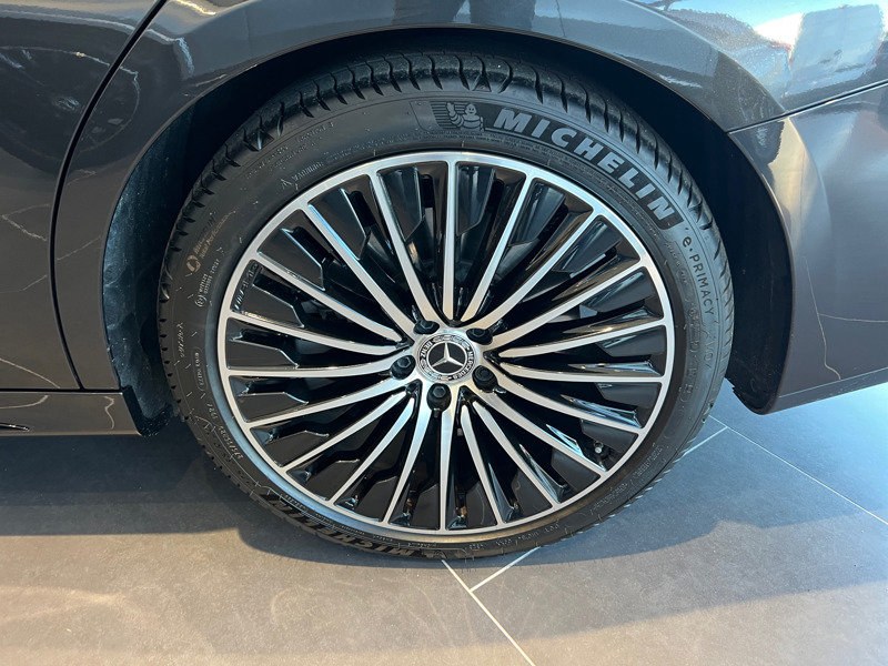 Image Mercedes-Benz CLASSE E BREAK Classe E 300 e Hybrid EQ AMG Line Break  Classe E 300 e Hybrid EQ AMG Line Break Classe E 300 e Hybrid EQ AMG Line Break