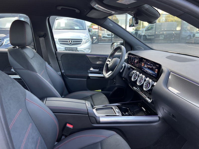 Image Mercedes-Benz CLASSE B 200 d AMG Line  Classe B 200 d AMG Line 200 d AMG Line