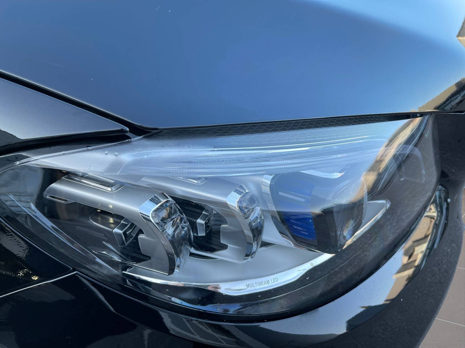 Image Mercedes-Benz CLASSE C BERLINE Classe C 300 de Berline AMG Line  C300 DE 9G-TRONIC AMG LINE Classe C 300 de Berline AMG Line