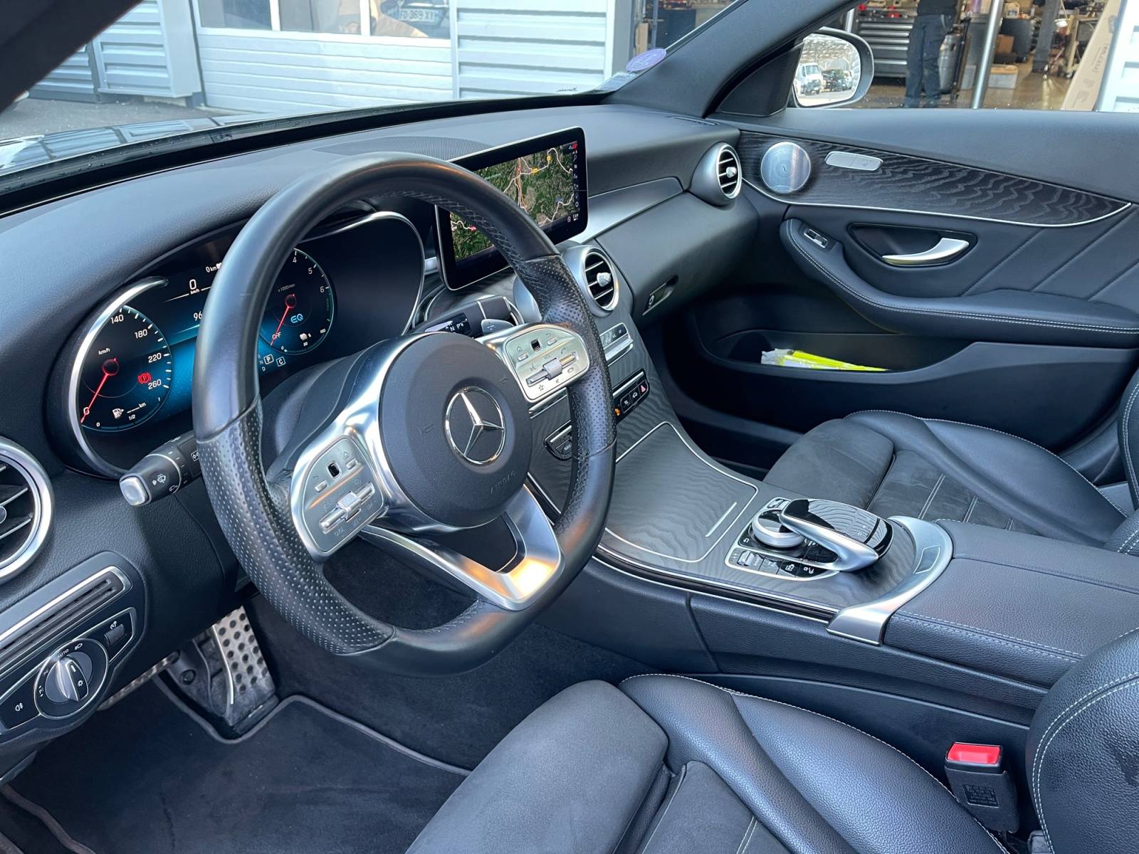 Image Mercedes-Benz CLASSE C BERLINE Classe C 300 de Berline AMG Line  C300 DE 9G-TRONIC AMG LINE Classe C 300 de Berline AMG Line