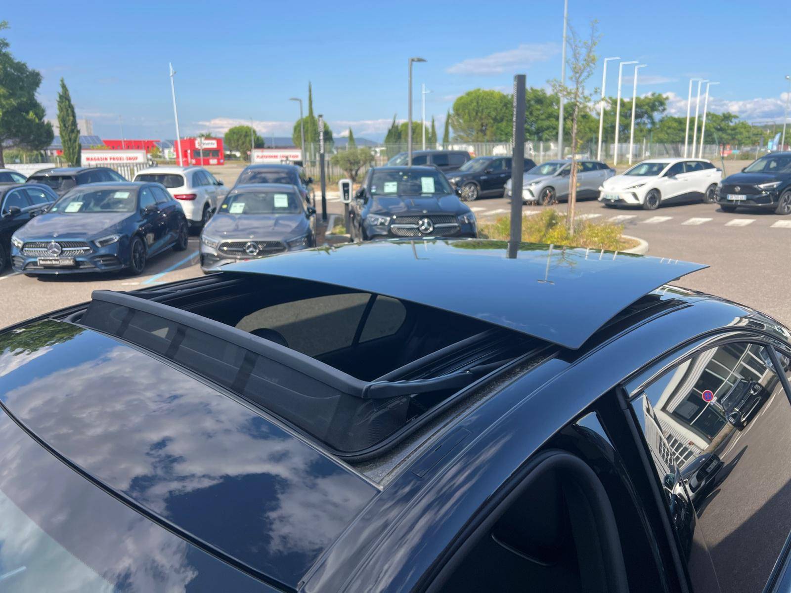 Image Mercedes-Benz CLASSE C BERLINE Classe C 300 de Hybrid EQ Berline AMG Line  Classe C 300 d e Hybrid EQ Berline AMG Line Classe C 300 de Hybrid EQ Berline AMG Line