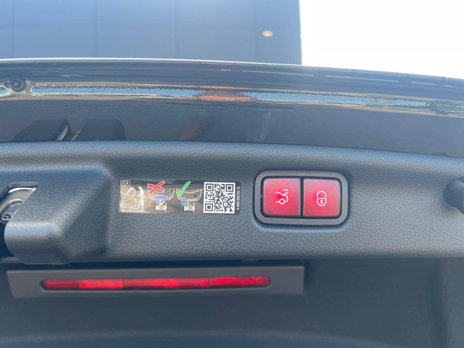 Image Mercedes-Benz CLASSE C BERLINE Classe C 300 de Hybrid EQ Berline AMG Line  Classe C 300 d e Hybrid EQ Berline AMG Line Classe C 300 de Hybrid EQ Berline AMG Line