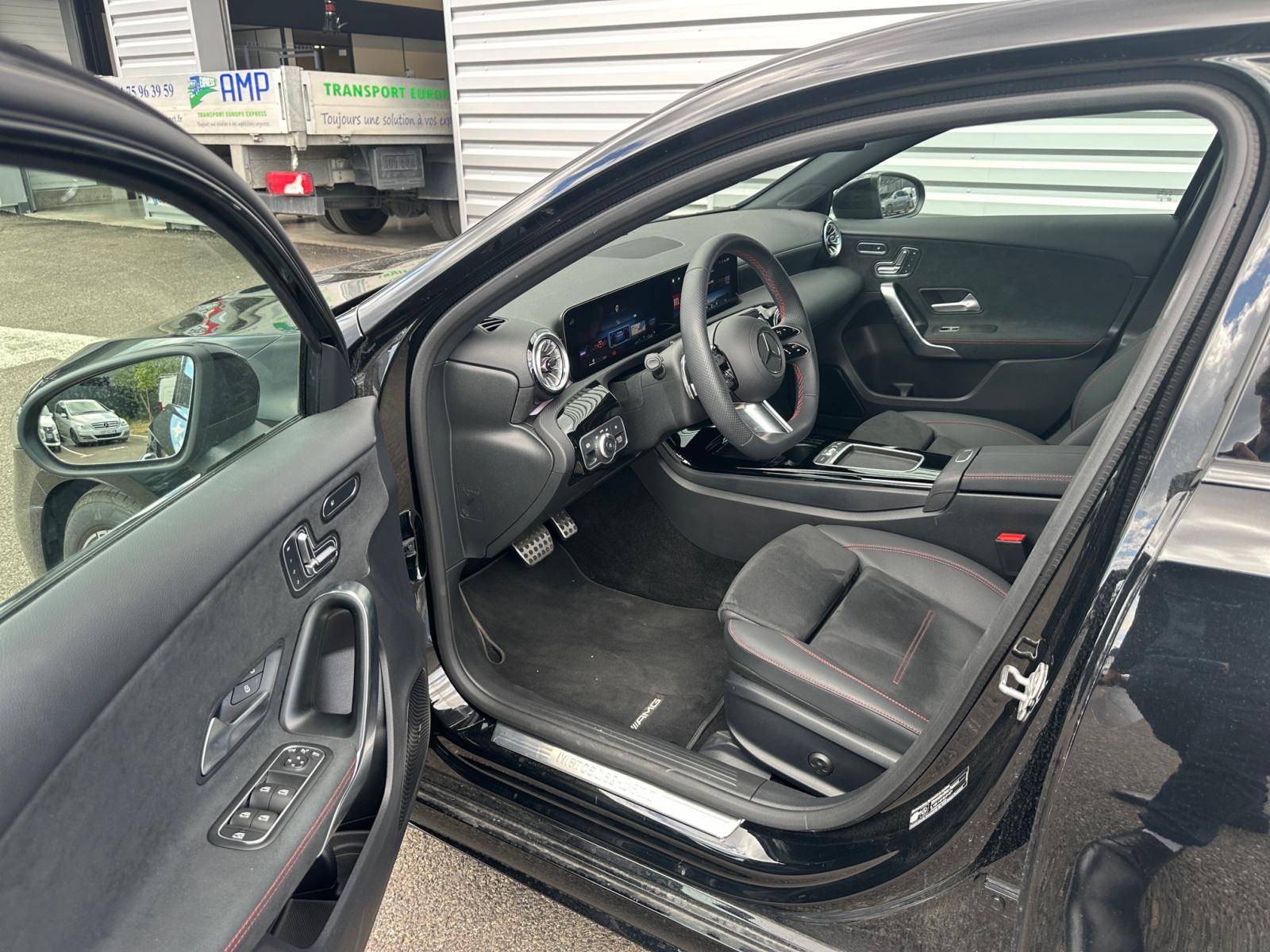 Image Mercedes-Benz CLASSE A 200 d AMG Line  Classe A 200 d AMG Line 200 d AMG Line