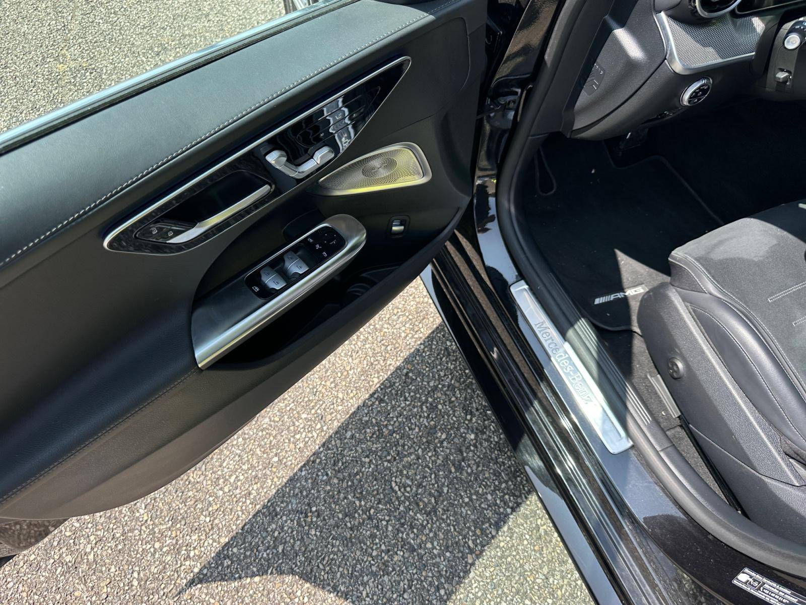 Image Mercedes-Benz CLASSE C BERLINE Classe C 300 de Berline AMG line  Classe C 300 d e Hybrid EQ Berline AMG Line Classe C 300 de Berline AMG line