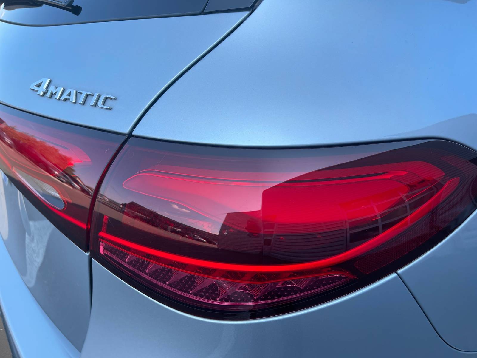 Image Mercedes-Benz GLC SUV GLC 300 de 4MATIC AMG Line  GLC 300 de Hybrid EQ 4MATIC AMG Line GLC 300 de 4MATIC AMG Line