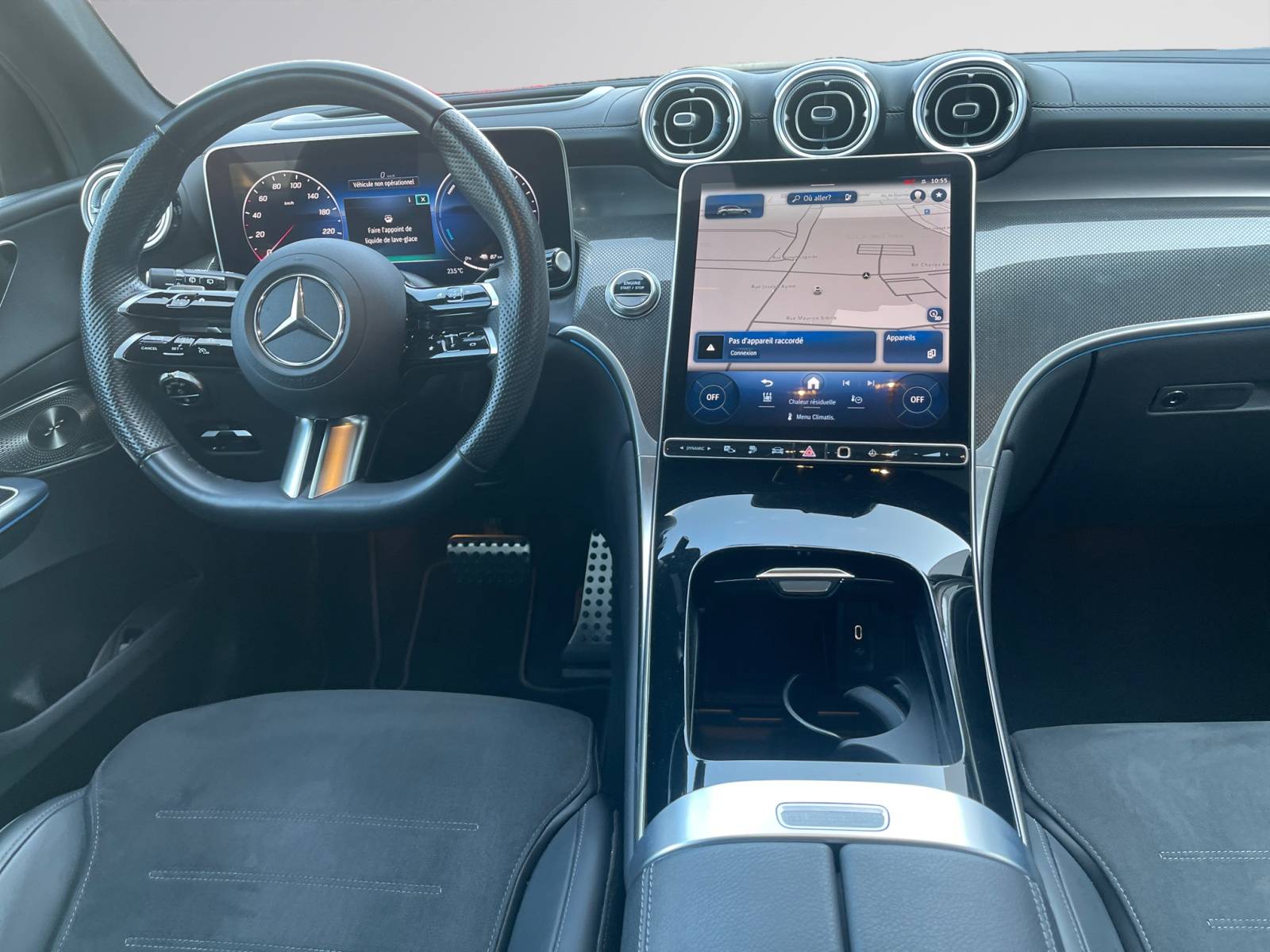 Image Mercedes-Benz GLC SUV GLC 300 de 4MATIC AMG Line  GLC 300 de Hybrid EQ 4MATIC AMG Line GLC 300 de 4MATIC AMG Line