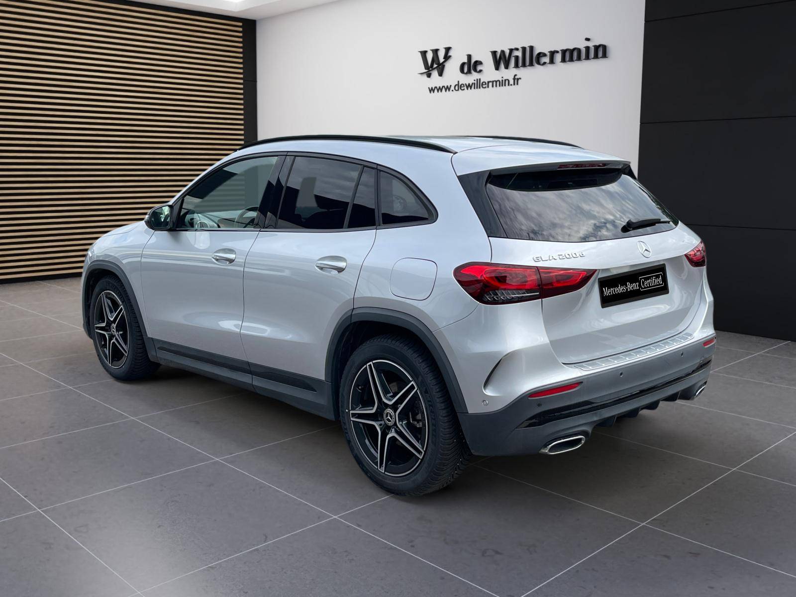 Image Mercedes-Benz GLA 200 d AMG Line  GLA 200D 8G-DCT AMG LINE 200 d AMG Line