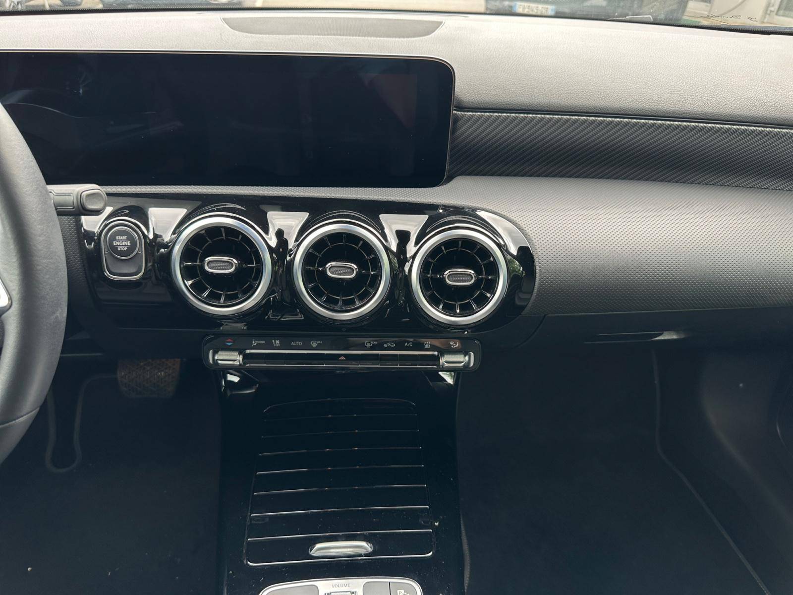 Image Mercedes-Benz CLASSE A 250 e Progressive Line  Classe A 250 e Hybrid EQ Progressive Line 250 e Progressive Line