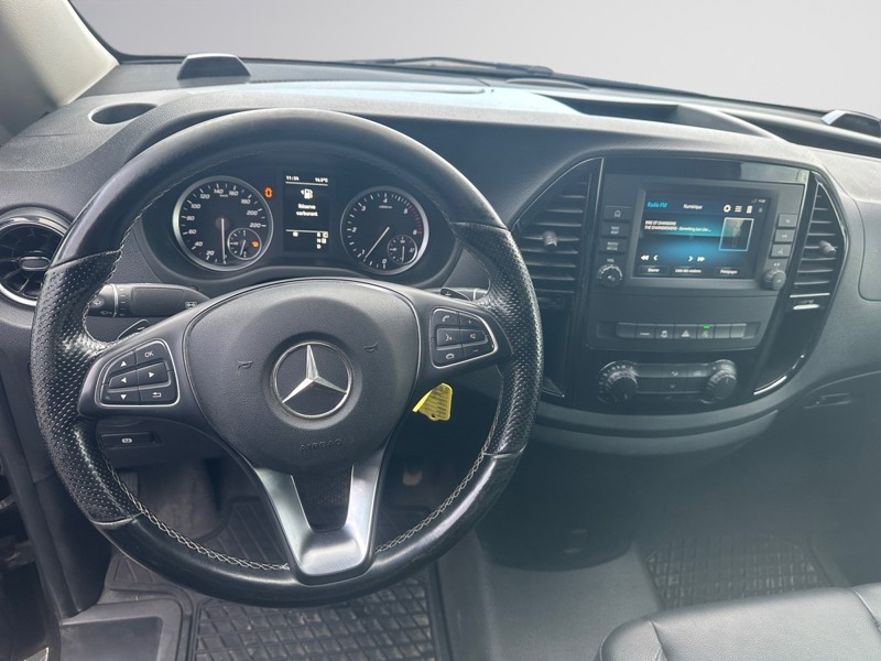 Image Mercedes-Benz VITO 114 CDI Fourgon Compact  VITO FOURGON 114 CDI COMPACT BVA RWD SELECT 114 CDI Fourgon Compact