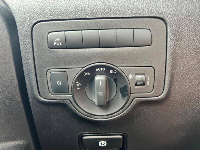 Image Mercedes-Benz VITO 114 CDI Fourgon Long  VITO 114 CDI Fourgon LG FIRST 114 CDI Fourgon Long