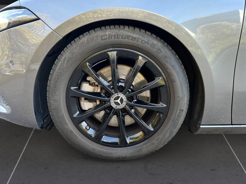 Image Mercedes-Benz CLASSE A A 220 d Berline Compacte   A 220 d Berline Compacte
