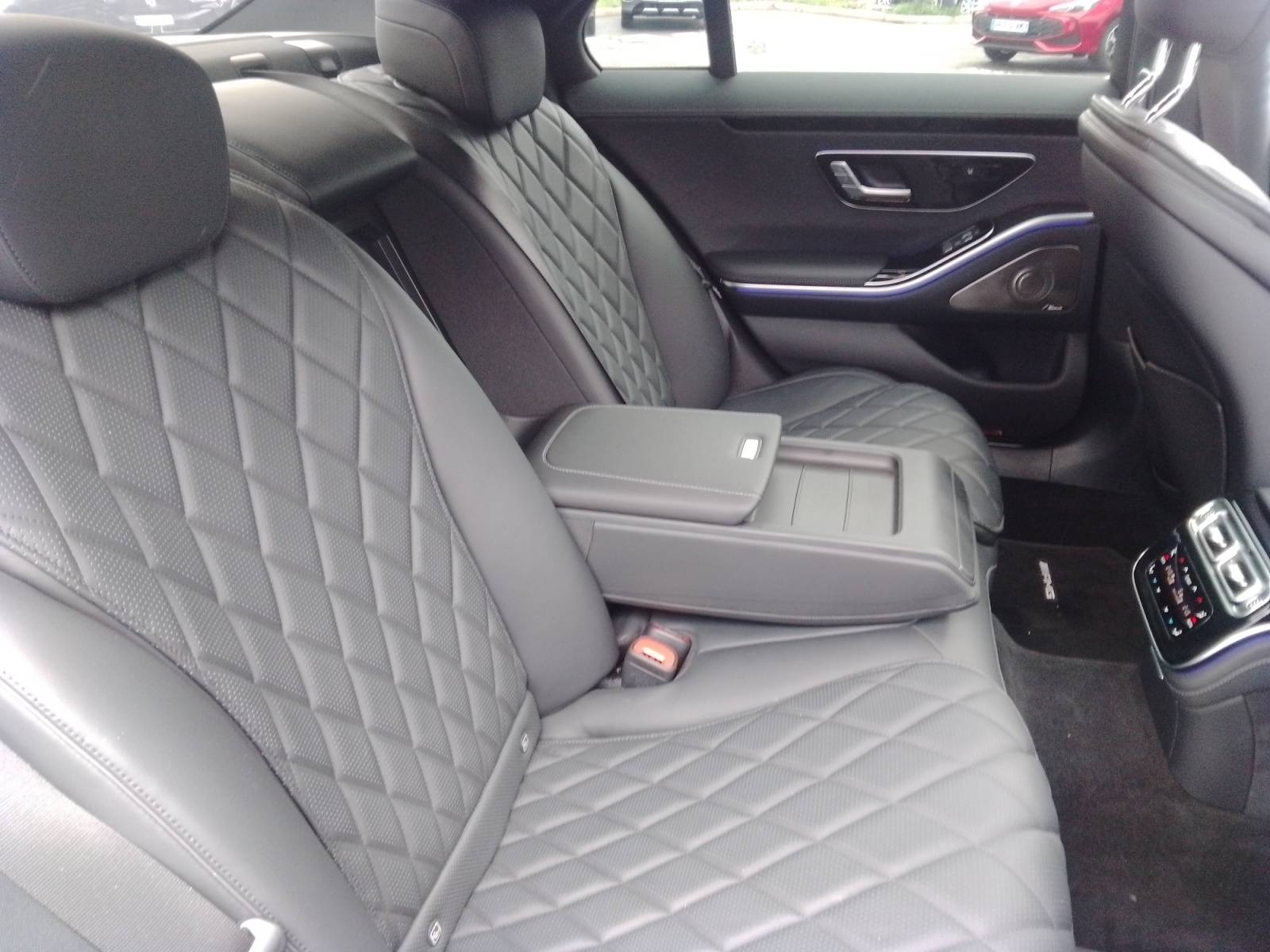 Image Mercedes-Benz CLASSE S 580 e Berline AMG Line  Classe S 580 e 9G-Tronic AMG Line 580 e Berline AMG Line