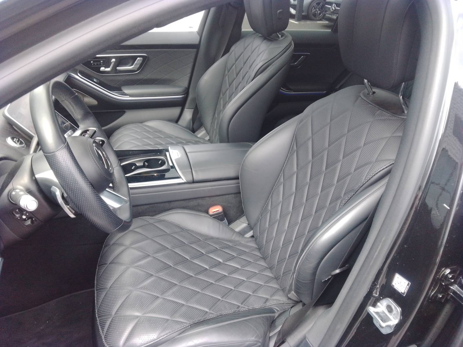 Image Mercedes-Benz CLASSE S 580 e Berline AMG Line  Classe S 580 e 9G-Tronic AMG Line 580 e Berline AMG Line