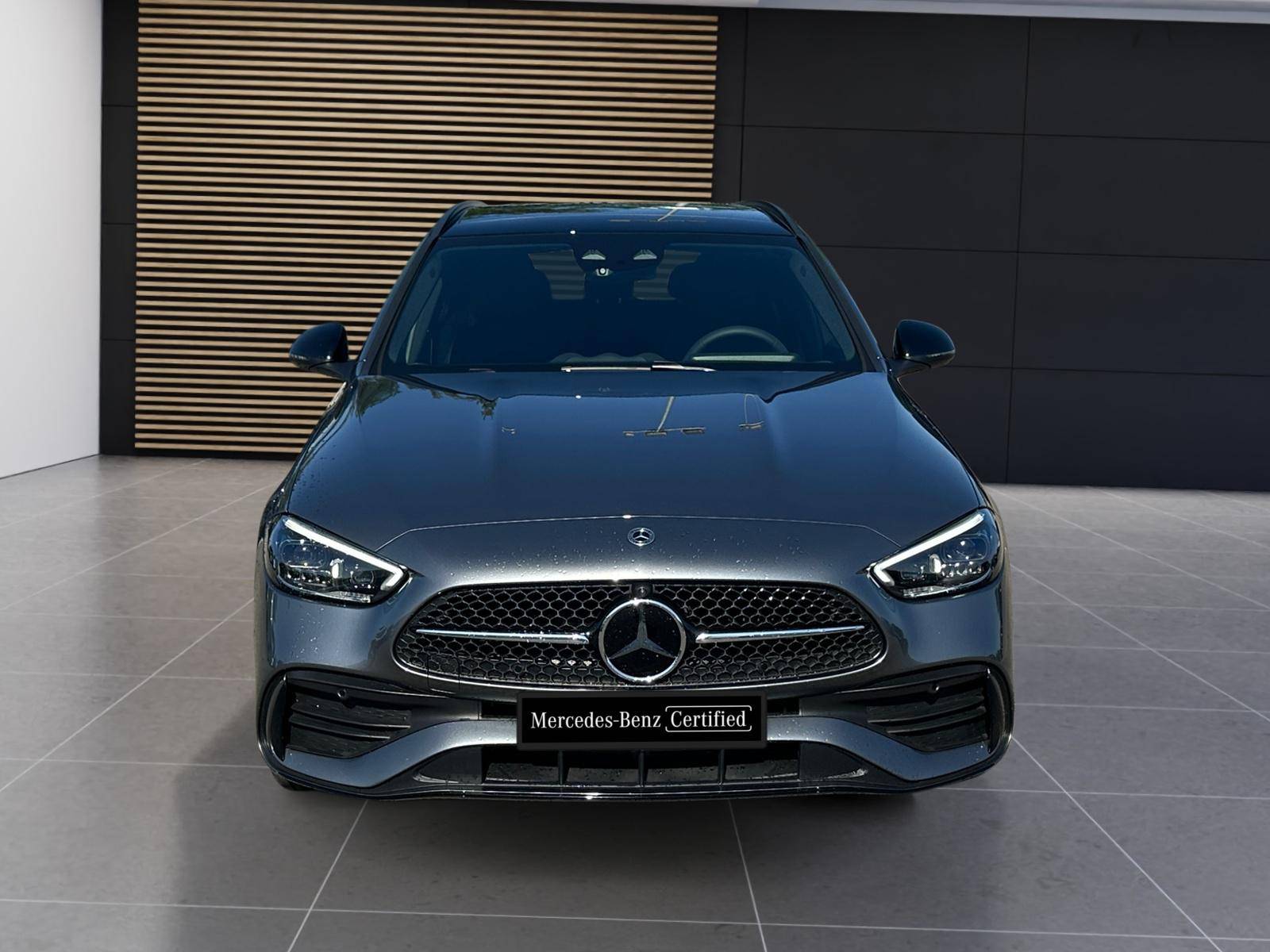 Image Mercedes-Benz CLASSE C BREAK Classe C 300 de Hybrid EQ Break AMG Line  Classe C 300 d e Hybrid EQ Break AMG Line Classe C 300 de Hybrid EQ Break AMG Line
