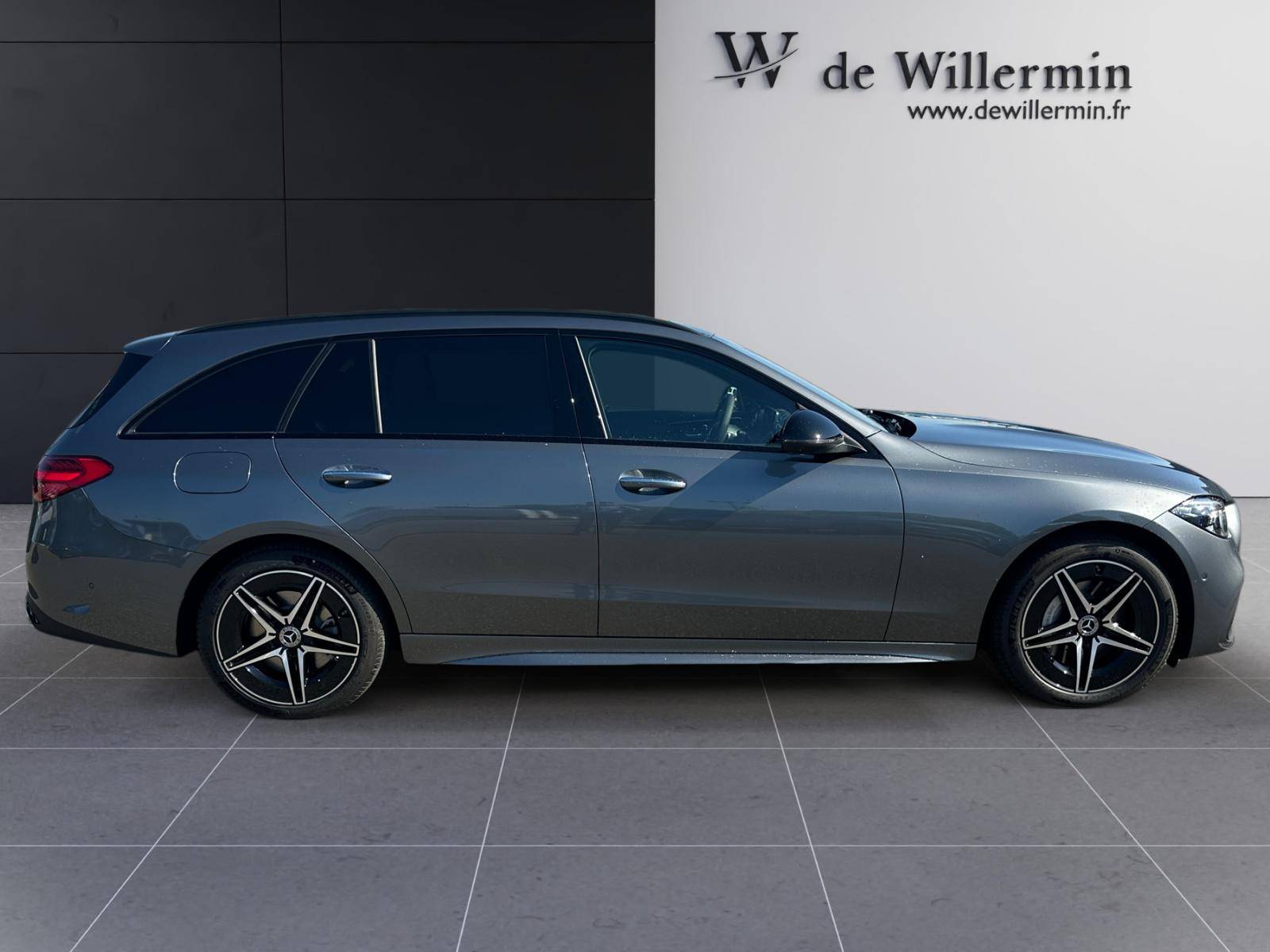 Image Mercedes-Benz CLASSE C BREAK Classe C 300 de Hybrid EQ Break AMG Line  Classe C 300 d e Hybrid EQ Break AMG Line Classe C 300 de Hybrid EQ Break AMG Line