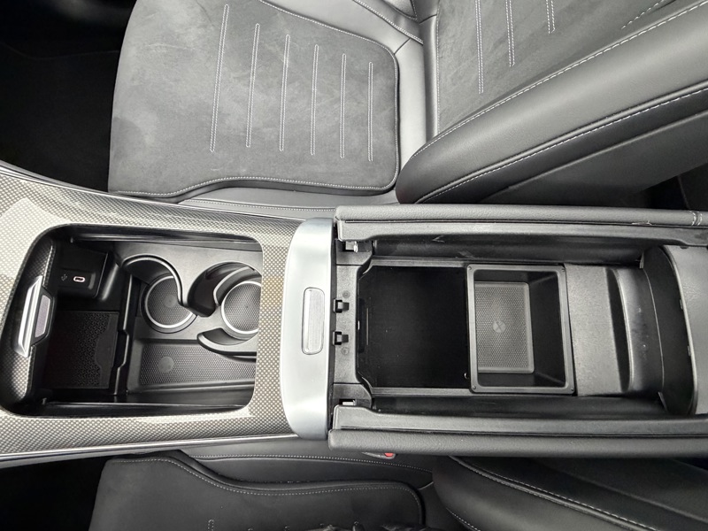 Image Mercedes-Benz GLC SUV GLC 220 d 4MATIC AMG Line  GLC 220 d 4MATIC AMG Line GLC 220 d 4MATIC AMG Line