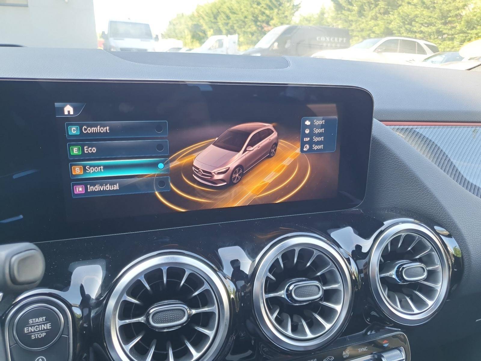 Image Mercedes-Benz CLASSE B 200 d AMG Line  Classe B 200 d AMG Line 200 d AMG Line