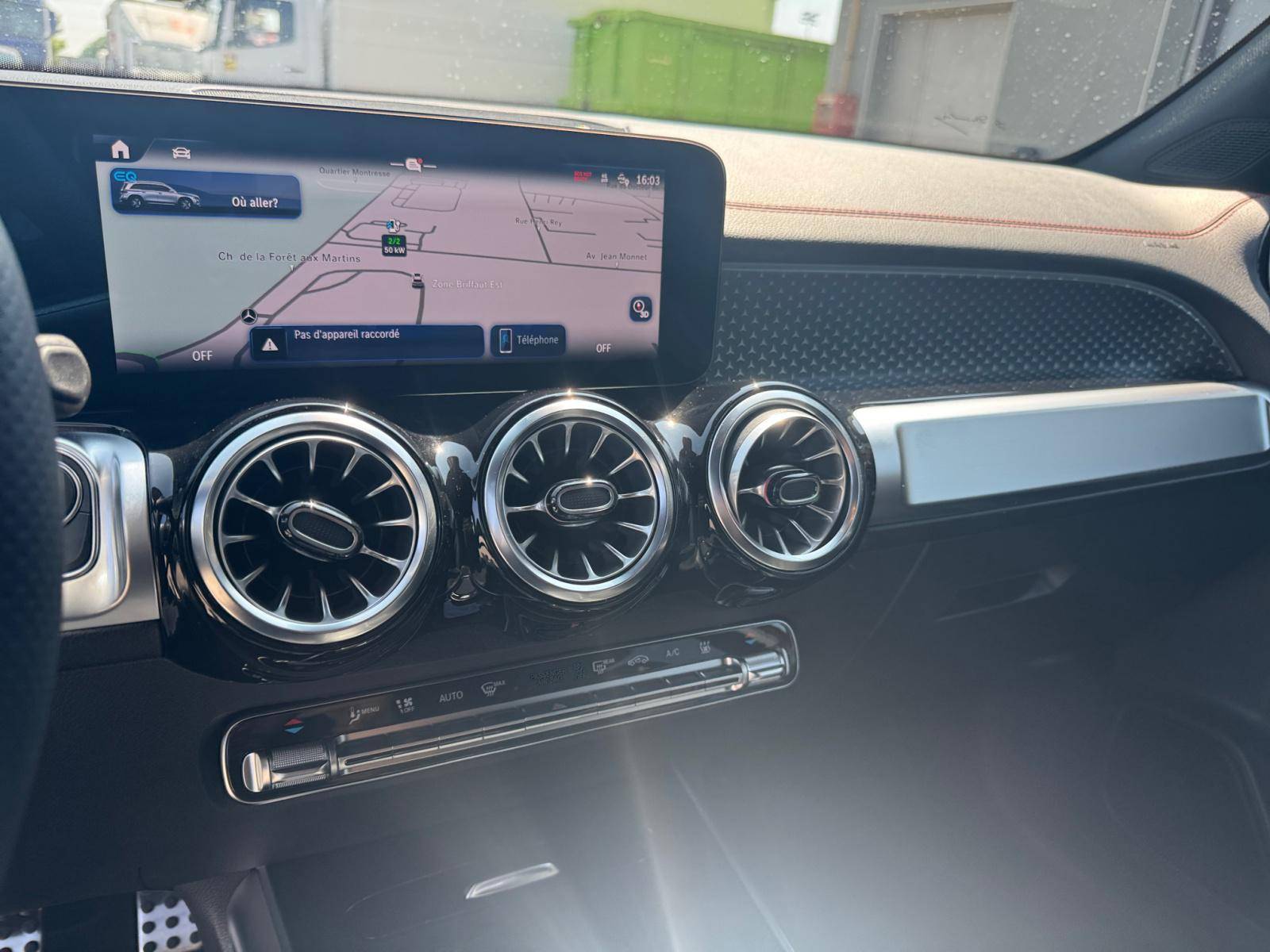 Image Mercedes-Benz EQB 350 4MATIC AMG Line  EQB 350 4MATIC AMG Line 350 4MATIC AMG Line