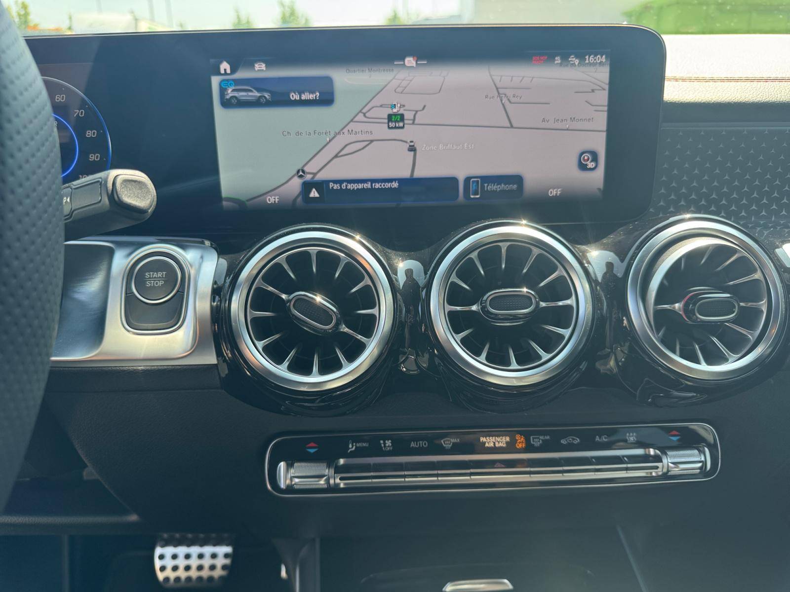 Image Mercedes-Benz EQB 350 4MATIC AMG Line  EQB 350 4MATIC AMG Line 350 4MATIC AMG Line