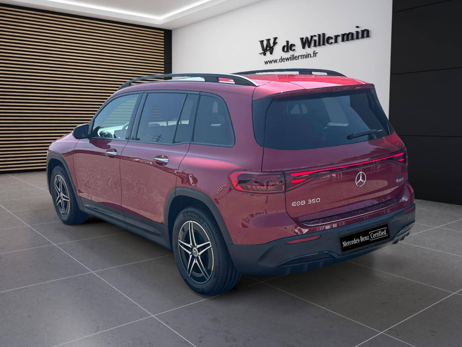 Image Mercedes-Benz EQB 350 4MATIC AMG Line  EQB 350 4MATIC AMG Line 350 4MATIC AMG Line