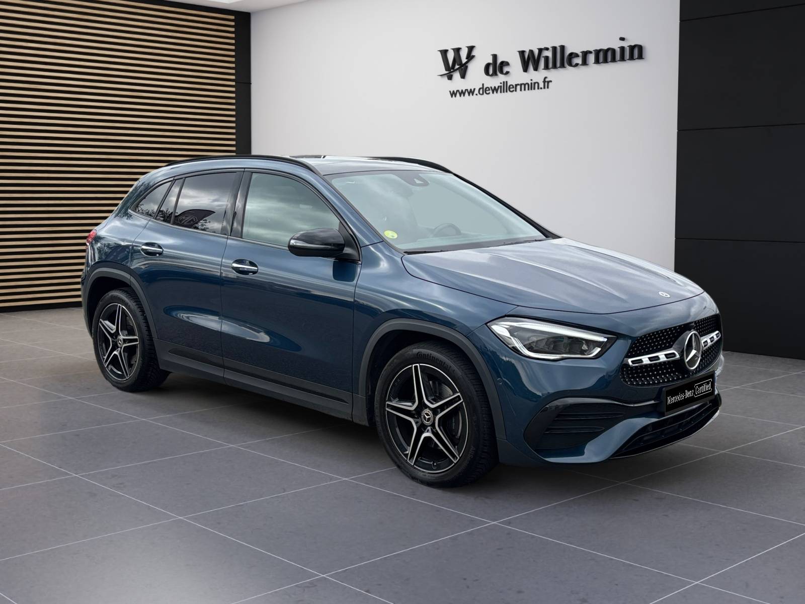 Photo Mercedes-Benz GLA 220 d 4MATIC AMG Line  GLA 220 d 4MATIC AMG Line