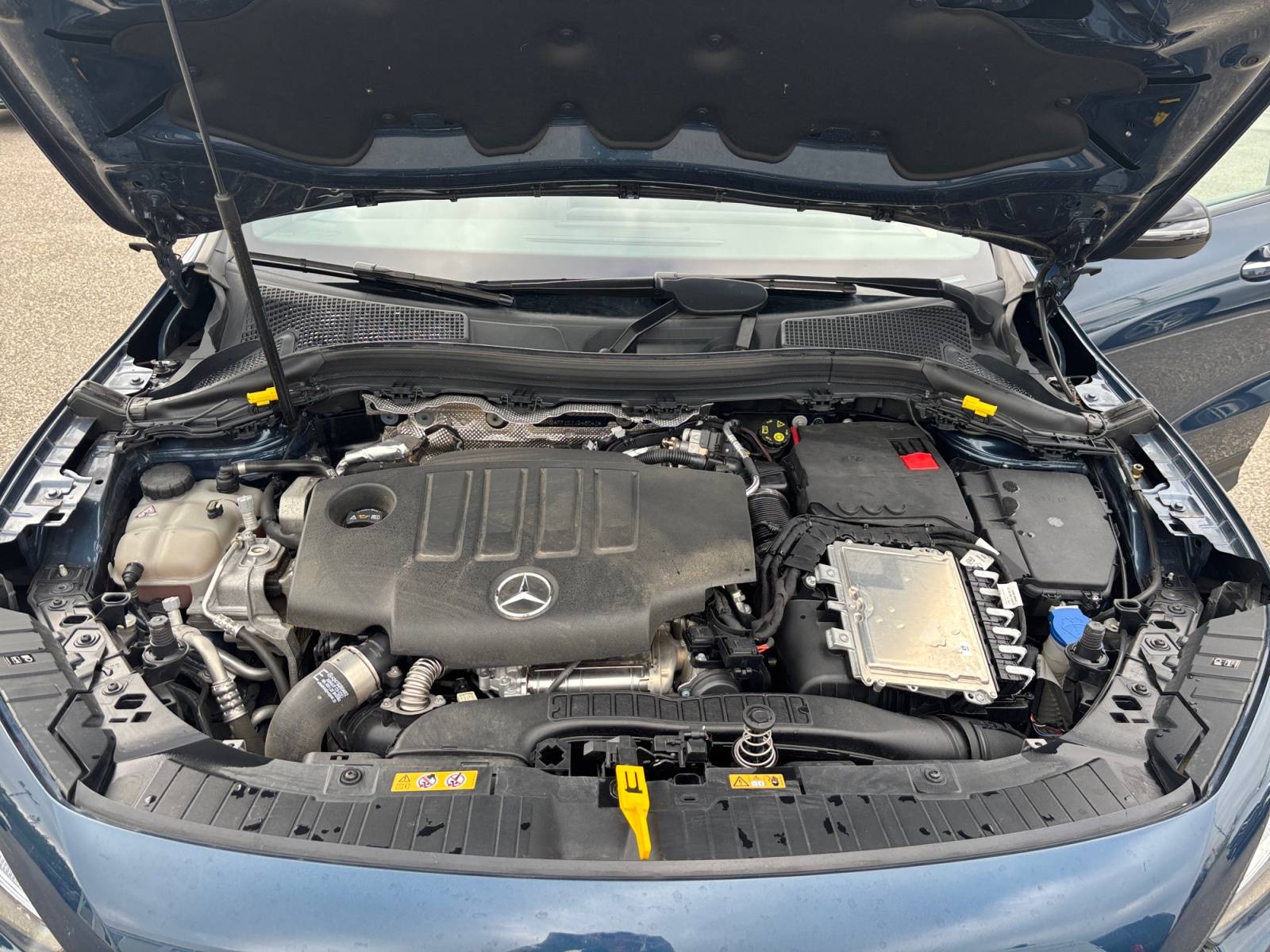 Image Mercedes-Benz GLA 220 d 4MATIC AMG Line  GLA 220 d 4MATIC AMG Line 220 d 4MATIC AMG Line