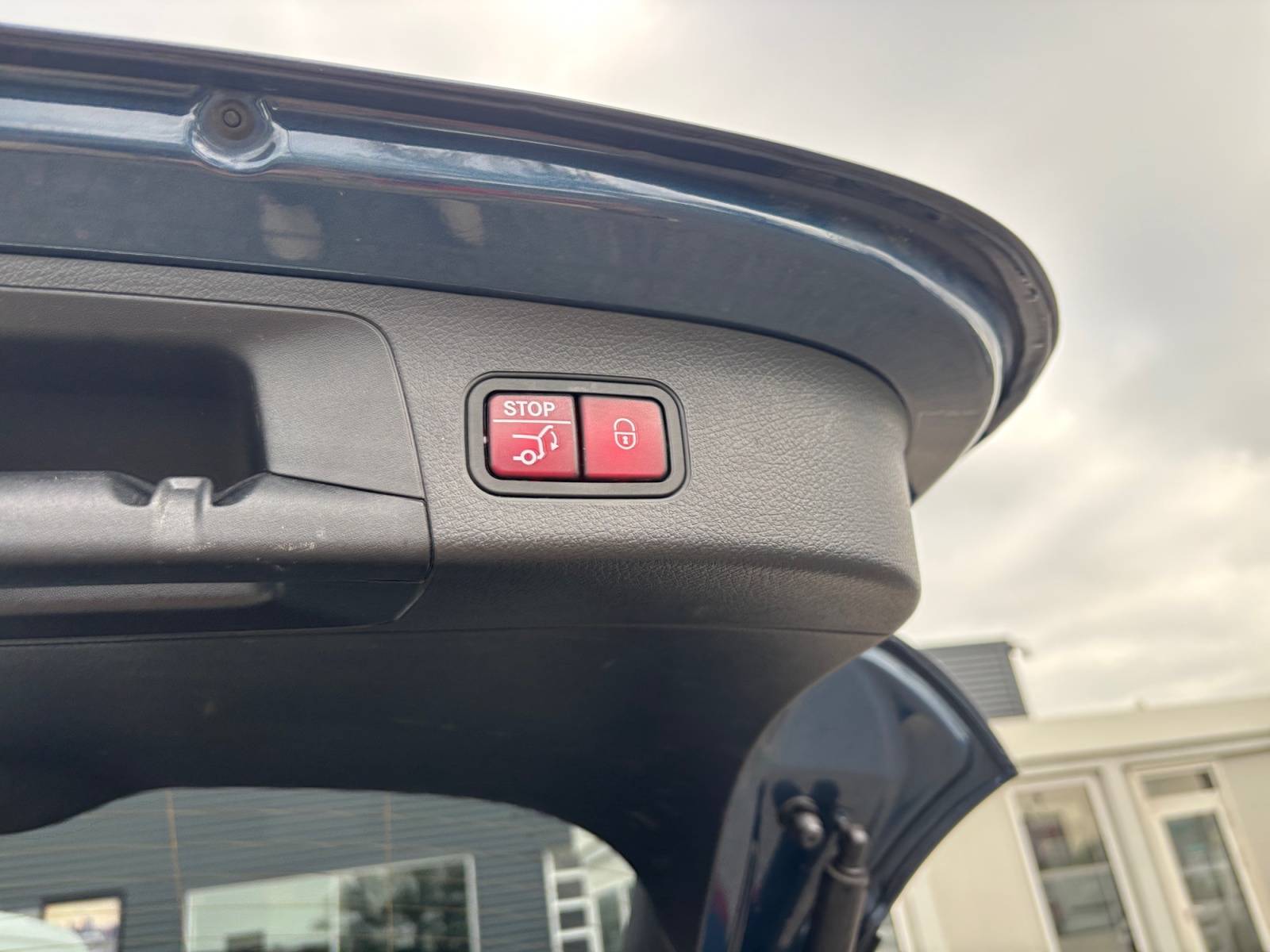 Image Mercedes-Benz GLA 220 d 4MATIC AMG Line  GLA 220 d 4MATIC AMG Line 220 d 4MATIC AMG Line