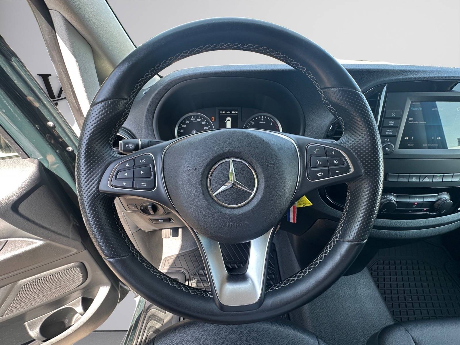 Image Mercedes-Benz VITO 119 CDI 4x4 Fourgon Long  VITO FGN 119 CDI LONG SELECT 119 CDI 4x4 Fourgon Long