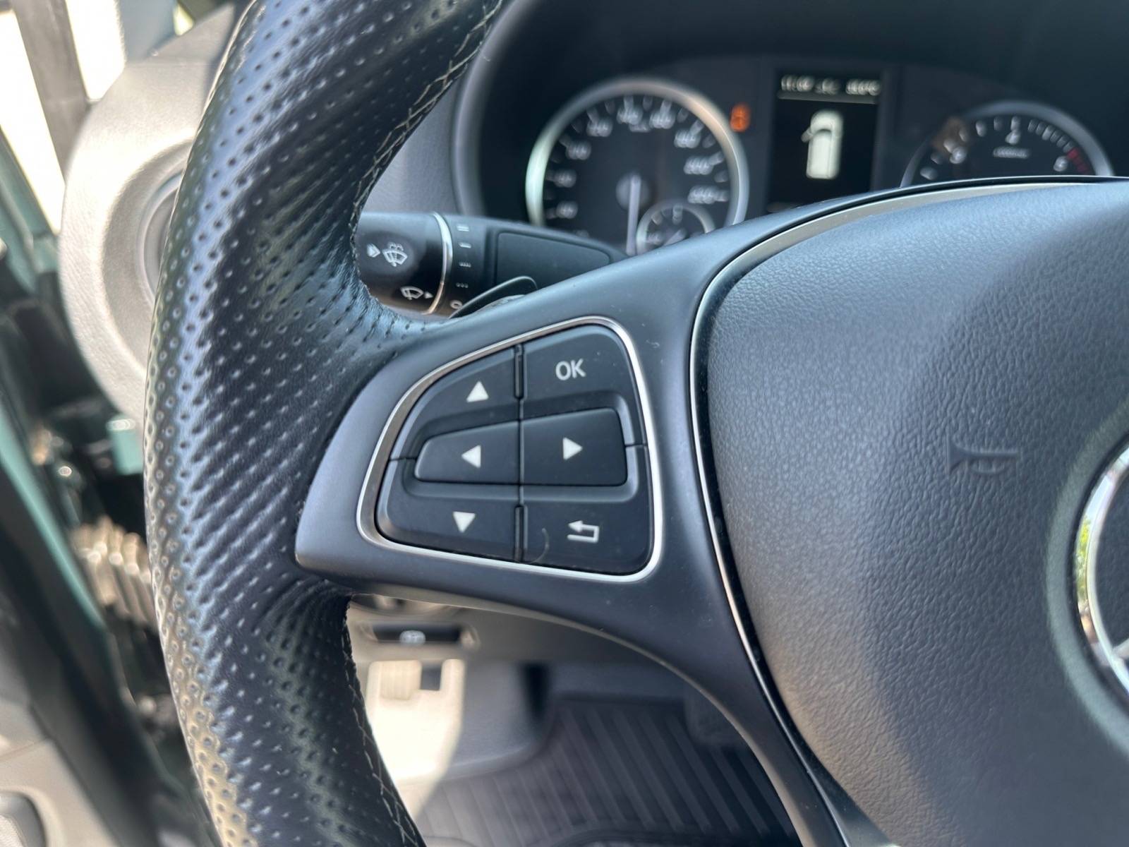 Image Mercedes-Benz VITO 119 CDI 4x4 Fourgon Long  VITO FGN 119 CDI LONG SELECT 119 CDI 4x4 Fourgon Long