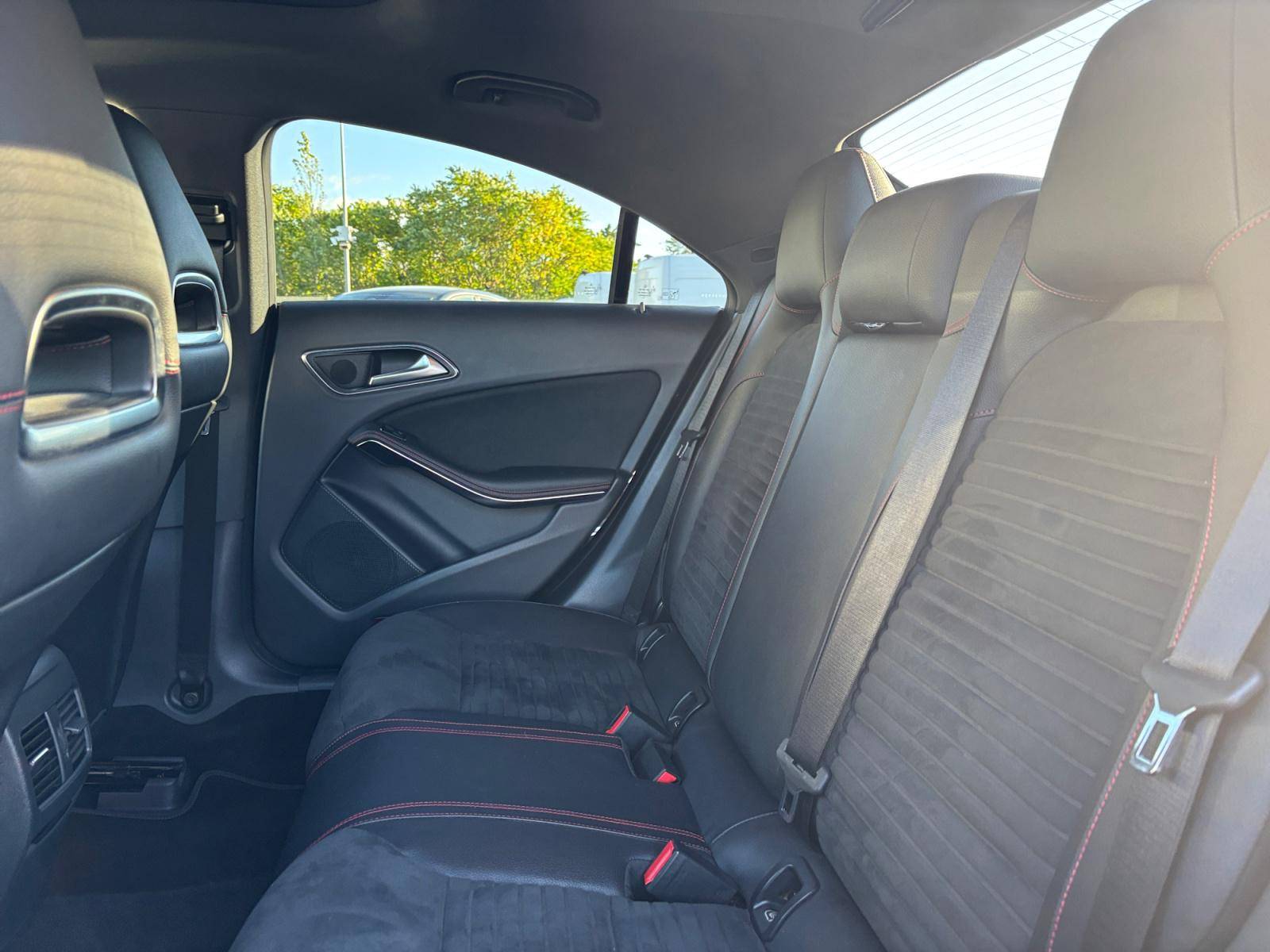 Image Mercedes-Benz CLA COUPÉ CLA 220 d  Coupé Fascination  CLA 220 d 7G-DCT Fascination CLA 220 d  Coupé Fascination