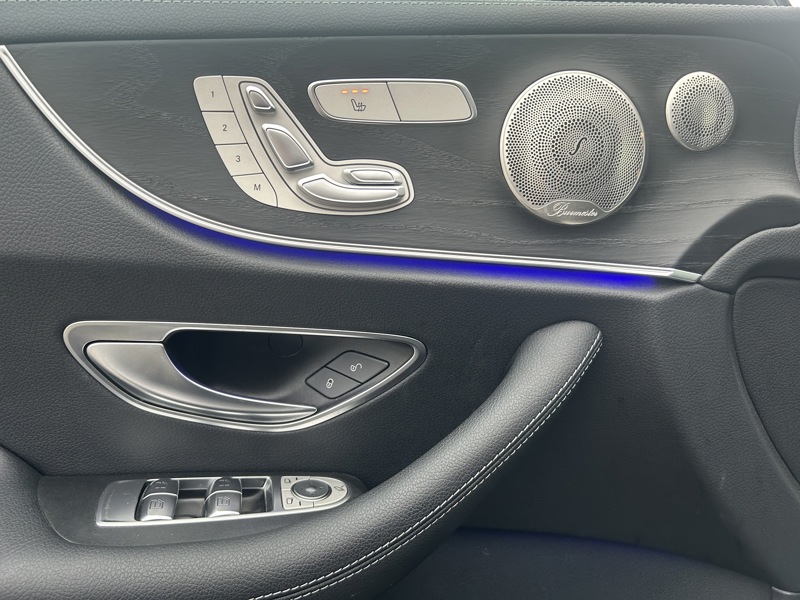 Image Mercedes-Benz CLASSE E COUPÉ Classe E 220 d AMG Line Coupé   Classe E 220 d AMG Line Coupé