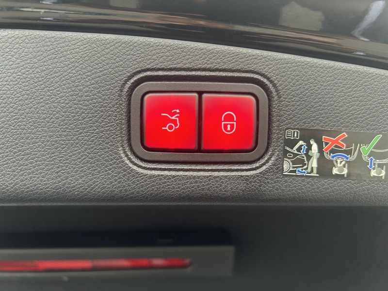 Image Mercedes-Benz CLASSE E COUPÉ Classe E 220 d AMG Line Coupé   Classe E 220 d AMG Line Coupé