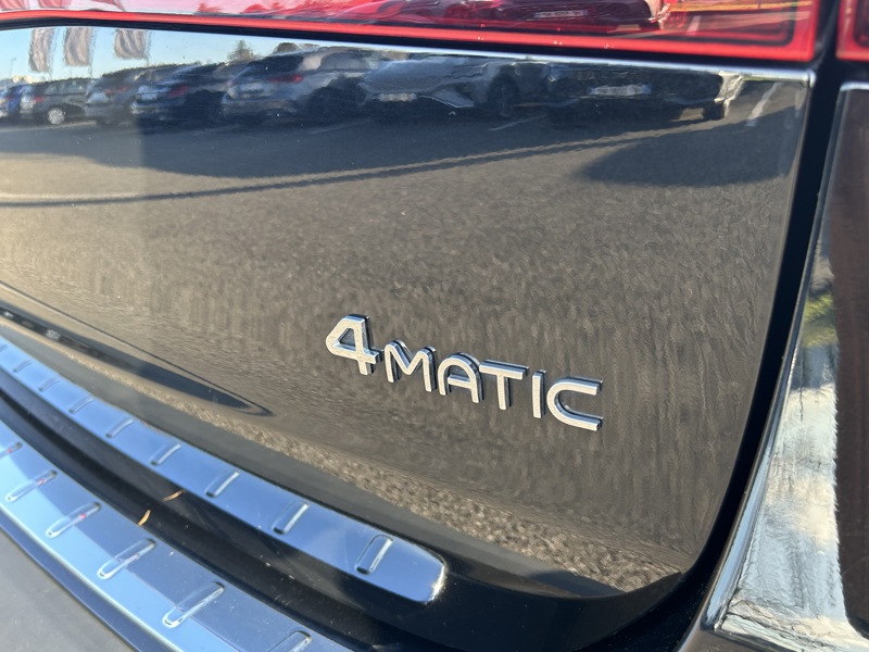 Image Mercedes-Benz EQA 350 4MATIC AMG Line   350 4MATIC AMG Line