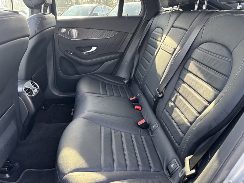 Image Mercedes-Benz GLC COUPÉ GLC 400 d 4MATIC Coupé AMG Line   GLC 400 d 4MATIC Coupé AMG Line