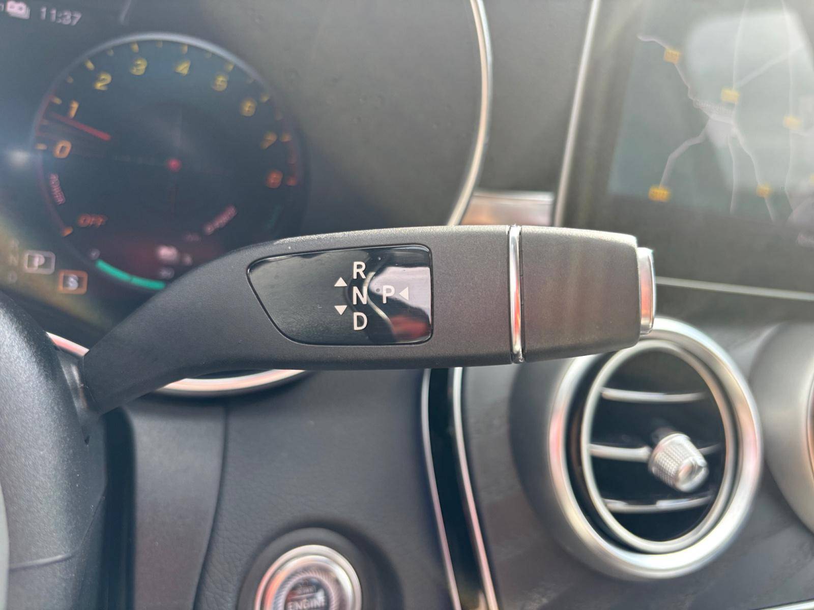 Image Mercedes-Benz CLASSE C BERLINE Classe C 300 e Berline AMG Line  Classe C 300 e Berline AMG Line Classe C 300 e Berline AMG Line