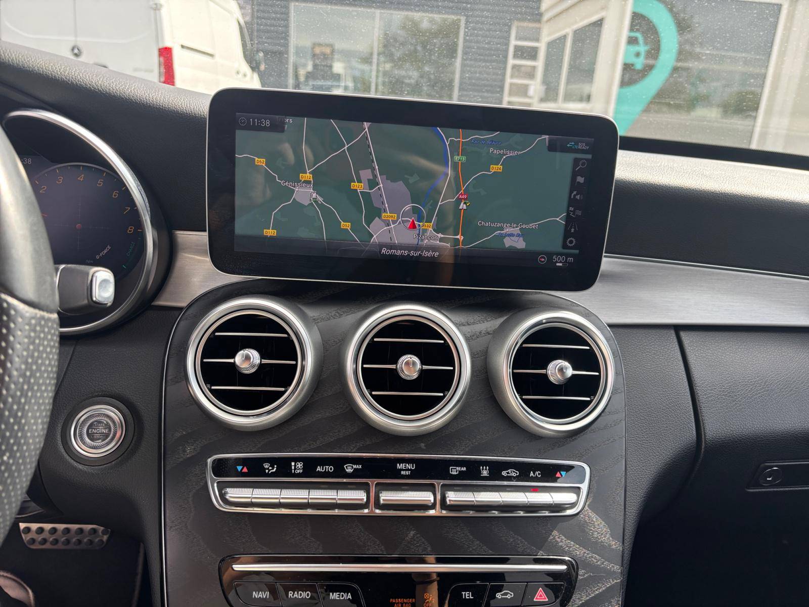 Image Mercedes-Benz CLASSE C BERLINE Classe C 300 e Berline AMG Line  Classe C 300 e Berline AMG Line Classe C 300 e Berline AMG Line