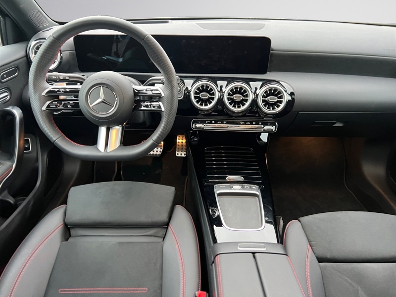 Image Mercedes-Benz CLASSE A 250 e Hybrid EQ AMG Line  Classe A 250 e Hybrid EQ AMG Line 250 e Hybrid EQ AMG Line